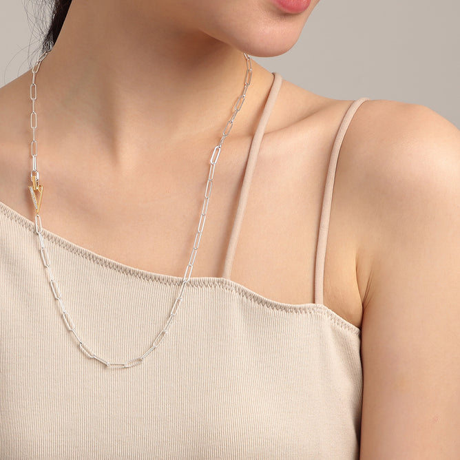 PRISM ロゴクラスプ ネックレス