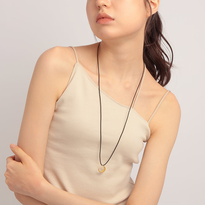 KALENDAE【JUNE】ムーンモチーフ コードネックレス