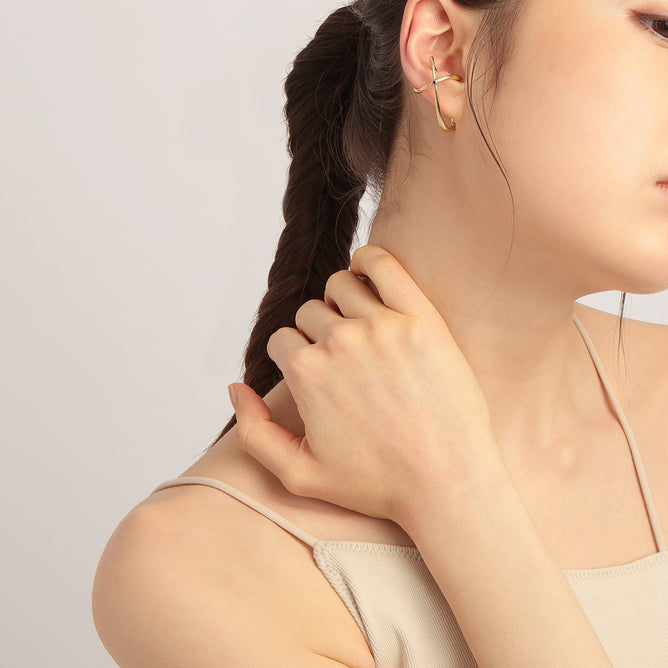 KALENDAE【MARCH】クロス イヤーカフリング