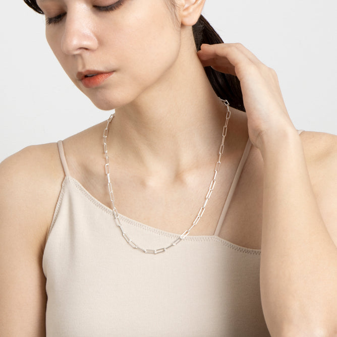 ロングスクエア チェーンネックレス