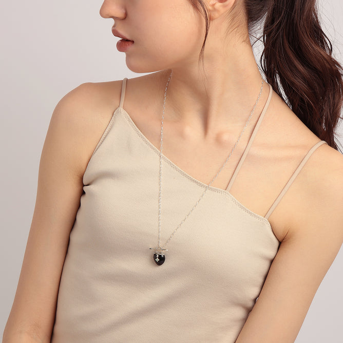 KALENDAE【APRIL】ハートモチーフ ネックレス