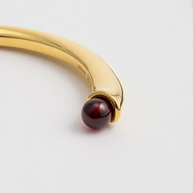 Horn ガーネット バングル