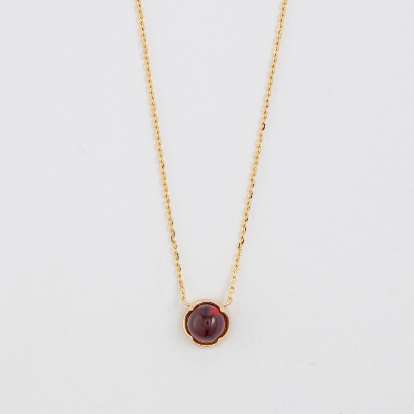 Orbe ガーネット ネックレス