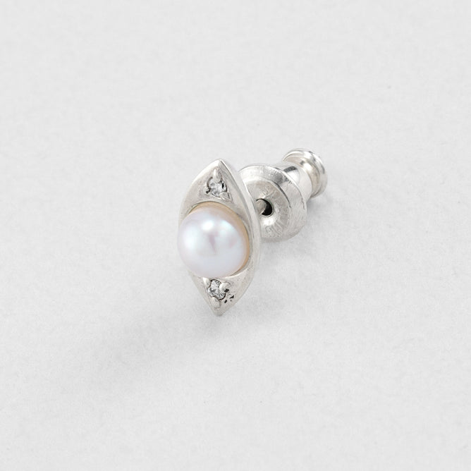 Eye アコヤパール シングルピアス