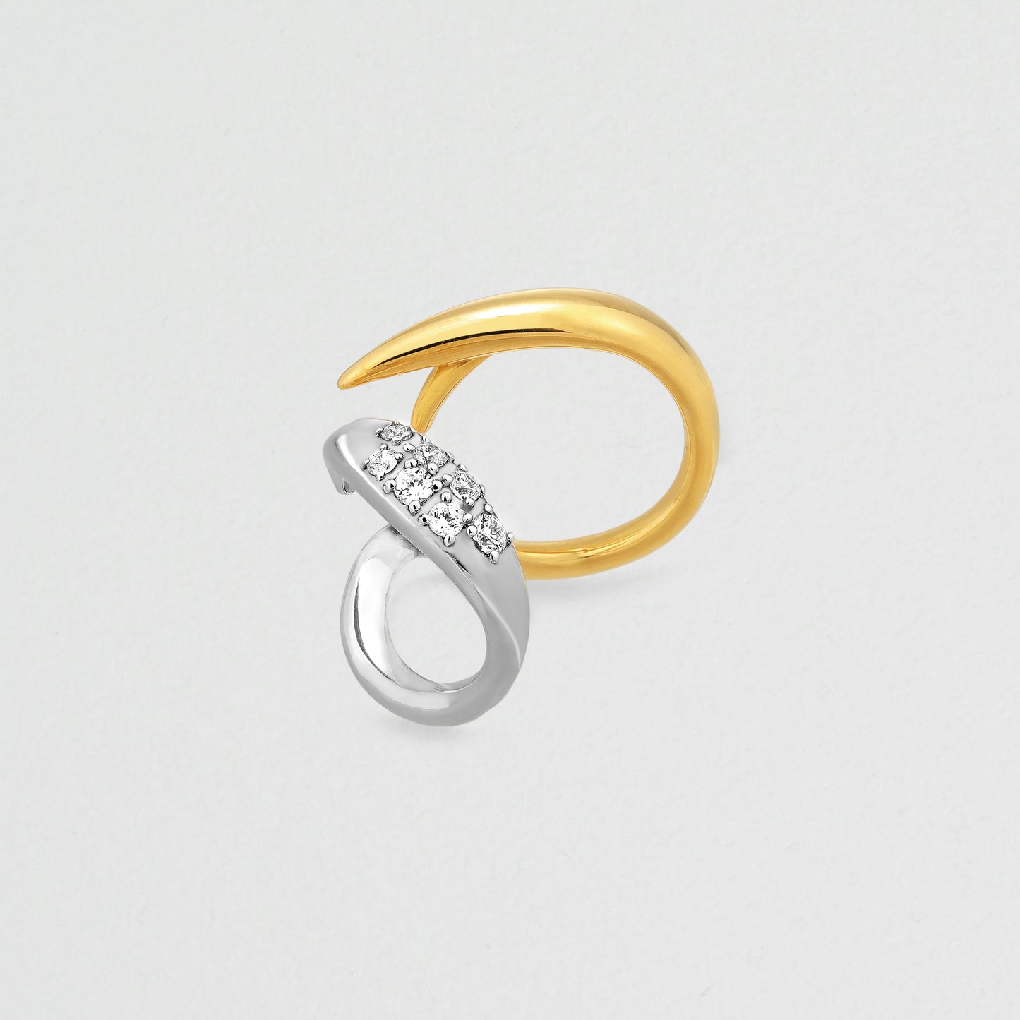 KALENDAE【DECEMBER】ホーンモチーフ イヤーカフ