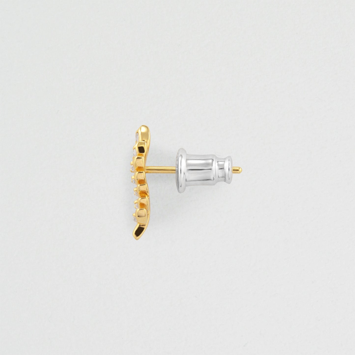 シングル ピアス