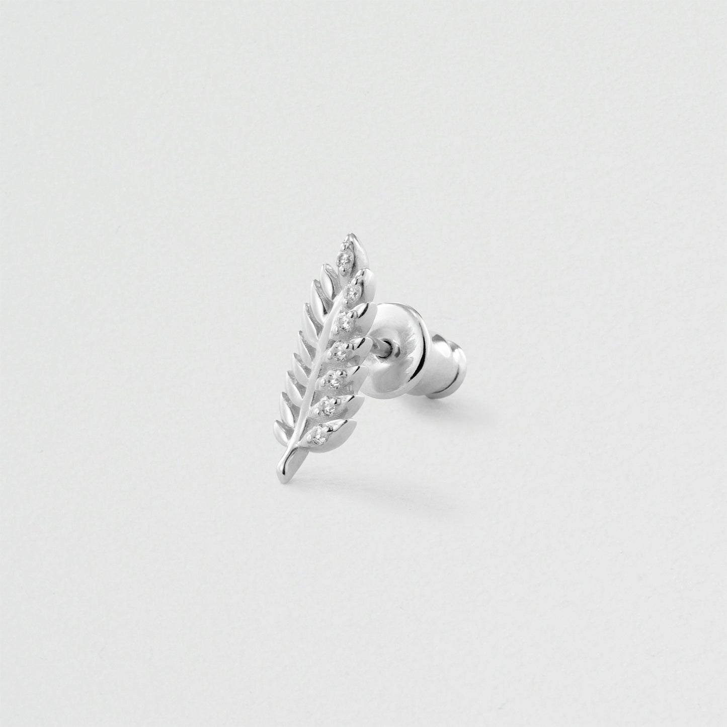 シングル ピアス