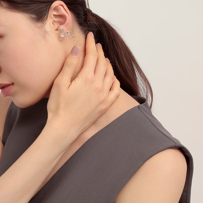 Zodiac イヤーカフリング しし座