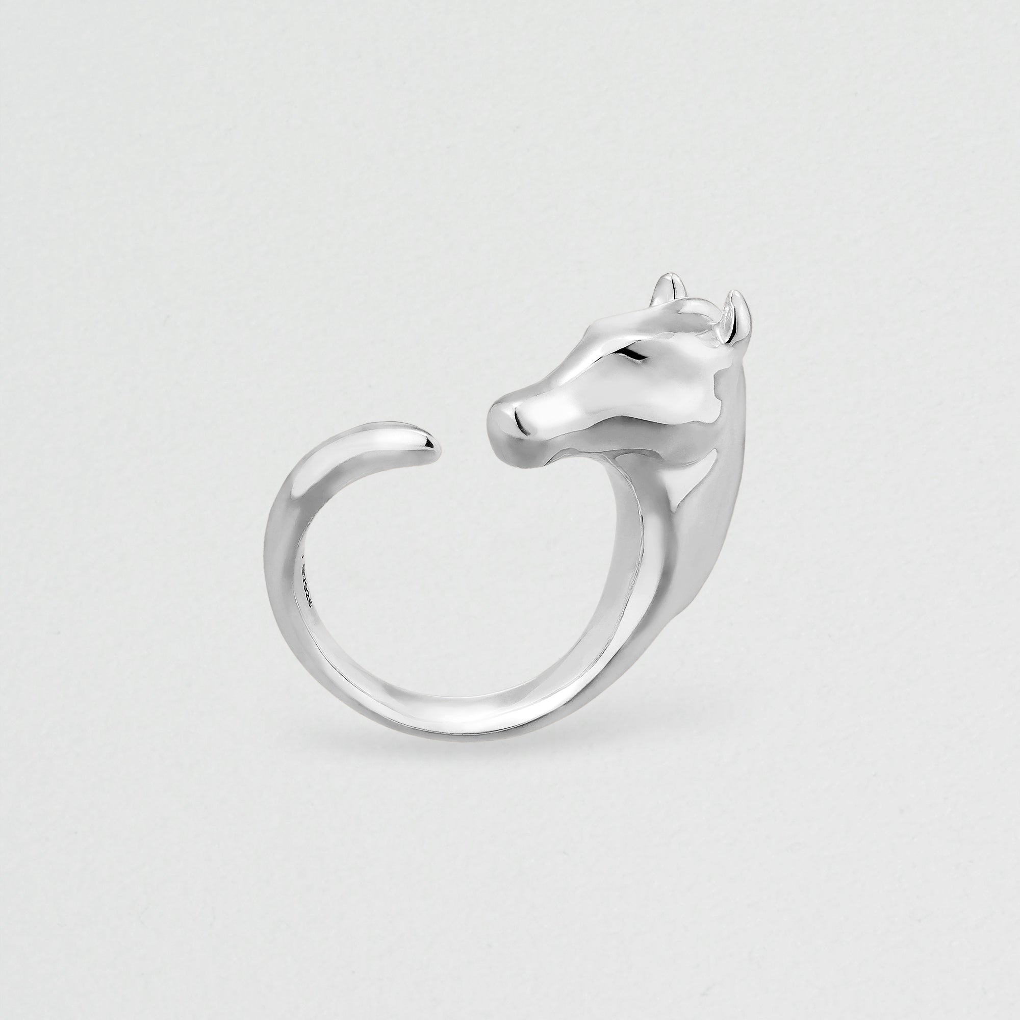 Holy Horse リング – VERMILLION